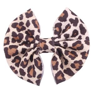 Accesorios para el Cabello Modernos y Lindos, Pinzas para el Cabello con Lazo de Tela Waffle con Estampado Floral de 4 Pulgadas para Niñas, Primavera-Verano - Product Image 4