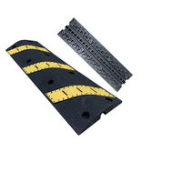 Xinye Brand Verkehrs sicherheit Verkehrs ereignis Rampe 2 Kanäle Gummi PVC-Abdeckung Bürgersteig Bordstein Bordstein Rampe Kabel Rampe Kabels chutz