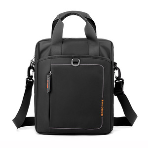 Nouveau Sac Messager Décontracté pour Homme avec Logo Personnalisé, Grande Capacité en Nylon, Sac Bandoulière Croisé pour Voyage et Activités de Plein Air - Product Image 1