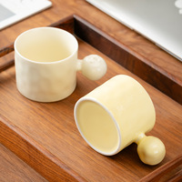 Tasses en céramique de haute qualité, grande capacité, à longue poignée, au design bombé, pour couples, idéales comme tasses à café – Vente en gros