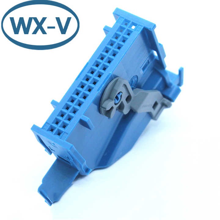 Wholesale 32 pin female connector Immediate delivery original 