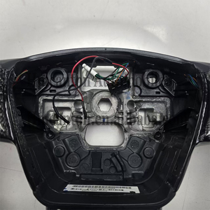 Nouveaux produits en gros : Volant de voiture classique en fibre de carbone perforée avec surpiqûres bleues pour Ford Focus - Product Image 4