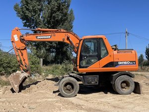Excavadora de ruedas Doosan 150 original de pintura de Corea/excavadora de ruedas usada DOOSAN de 15 toneladas a precio bajo en venta - Product Image 4