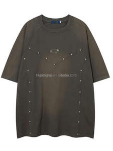 Camiseta con estampado geométrico lavado Vintage para hombre con tachuelas metálicas Logotipo de Brank personalizado Impresión de soplo 3D Camiseta de gran tamaño con estampado de silicona - Product Image 2