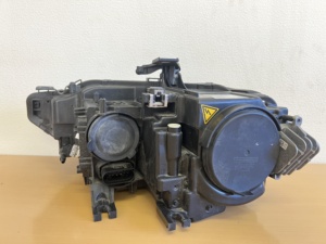 ไฟหน้าซีนอนด้านขวา (ฝั่งผู้โดยสาร) สำหรับ Audi A5 S5 B8.5 ของแท้ รุ่น 8T0941006D 8T0941044D E00025 - Product Image 5