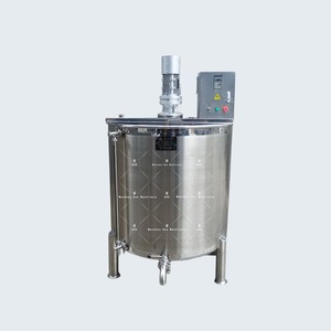 Système de préparation de solutions motorisées Gamme 100L-5000L pour l'eau, les liquides, les boissons, les produits chimiques - Product Image 1