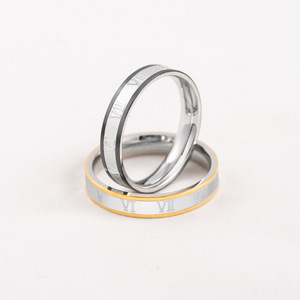 แหวนคู่รักลายตัวเลขโรมันสีไทเทเนียมสตีลแบบแบ่งสี สำหรับงานหมั้น สีเงิน สีทอง สีดำ - Product Image 2