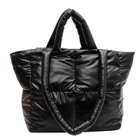 Sac fourre-tout matelassé grande capacité pour femme, léger, en nylon, sac à bandoulière, sac de voyage et de shopping, logo personnalisé