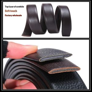 <span class=keywords><strong>Ceinture</strong></span> pour <span class=keywords><strong>homme</strong></span> en cuir de vachette véritable avec boucle automatique en alliage, design embossé en cuir verni, style décontracté et léger de luxe - Product Image 2