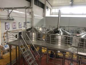 Sistema de cervecería de <span class=keywords><strong>cerveza</strong></span> industrial automático 2000L 3000L 5000L Equipo de elaboración de <span class=keywords><strong>cerveza</strong></span> con <span class=keywords><strong>material</strong></span> de recipiente a presión SUS304 - Product Image 3