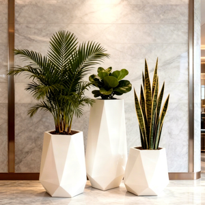 Pot de fleurs extérieur en fibre de verre durable avec revêtement PE, grand bac de plantation, couleur personnalisée, pour hall d'hôtel, usage commercial moderne - Product Image 1