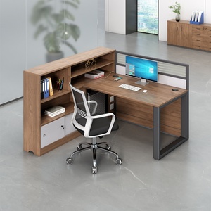 Juego de muebles modernos para sala de reuniones de oficina ejecutiva, mesa de personal extensible de madera y cómoda silla de escritorio - Product Image 1
