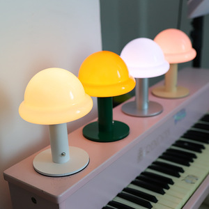 <span class=keywords><strong>Veilleuse</strong></span> rechargeable en forme de champignon en verre Lumière décorative sur le thème Instagram par un blogueur coréen - Product Image 3