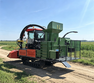 Conception moderne de ferme laitière : Moissonneuse de maïs ensilé avec rouleaux verticaux doubles précompressés - Product Image 4