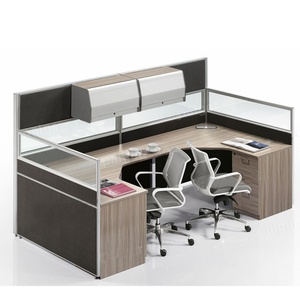 โต๊ะทำงานสำนักงานไม้ 2 ที่นั่ง พร้อมตู้เก็บของเหนือศีรษะ - Product Image 1