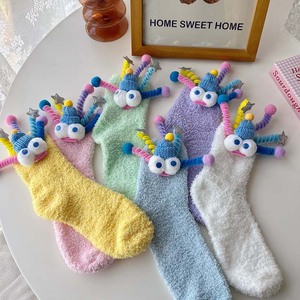 Calzini sfocati con brutti grandi occhi all'ingrosso calzini spessi da pavimento in microfibra cartoni animati divertenti calzini sfocati - Product Image 3