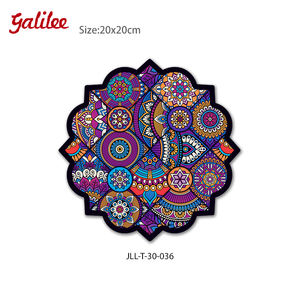 <span class=keywords><strong>Dessous</strong></span> <span class=keywords><strong>de</strong></span> verre en céramique <span class=keywords><strong>de</strong></span> forme irrégulière européenne et américaine créative 20x20cm 10mm - Product Image 3