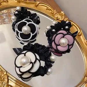 Kain mutiara kuku Scrunchies kecil wangi bunga kamelia ikat rambut sederhana Fashion wanita ekor kuda ikat rambut