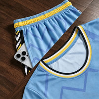 Uniforme de Baloncesto para Niños de Secundaria Elite, Personalizado, Resistente, Malla Transpirable, 100% Poliéster, Secado Rápido, Absorbe la Humedad