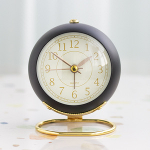 Reloj Despertador Metálico de Diseño Creativo, Silencioso, Luminoso, para Dormitorio, Sala de Estar, Escritorio, Luz Nocturna para Estudiantes, Sin Tictac, Dropshipping Shopify - Product Image 5