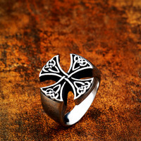 SS8-620R acier soldat vintage nordique viking conception anneau de croix nordique homme en acier inoxydable doigt bijoux