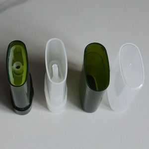 หลอดลิปสติก 15 กรัม วัสดุ PP ฝาใส หลอดทรงรีแบนสีเขียว บรรจุภัณฑ์เครื่องสำอาง หลอดใส่ลิปสติก - Product Image 3