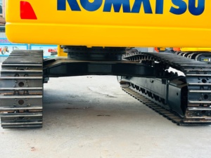 รถขุดตีนตะขาบ Komatsu PC450 มือสอง น้ำหนัก 45 ตัน เครื่องยนต์ดีเซล ปั๊มไฮดรอลิก รุ่นปี 2022 สภาพดีเยี่ยม พร้อมส่งมอบทันที - Product Image 2
