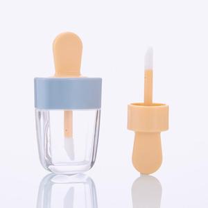 Tube de brillant à lèvres en <span class=keywords><strong>plastique</strong></span> rose en forme de bâtonnet de crème glacée de 8 ml avec applicateur - Product Image 6