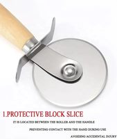 Roulette à pizza | Coupe-pizza avec protection pour les doigts | Coupe-pizza classique avec manche en bois