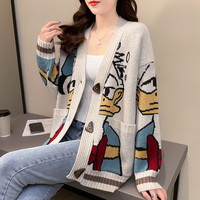 Logo personnalisé surdimensionné tricoté broderie Cardigan dames dessin animé tricot Jacquard lâche femmes Cardigans pull avec poches