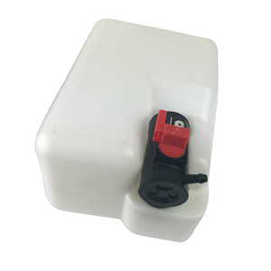 Bouteille de lave-glace universelle pour voiture 1,5 L 12 V électrique avec tuyau et kit de pompe pour le nettoyage des véhicules - Product Image 3