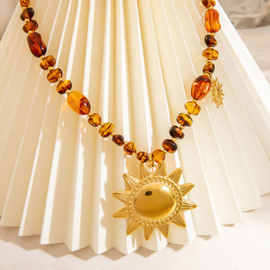 Stainless Steel Sun Pendant Necklace Resin Beaded Autumn Winter Style Women's Clavicle Chain Geometric <b>Star</b> <b>Design</b> - Product Image 3