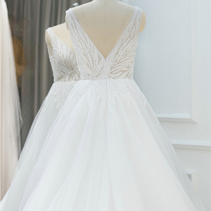 ชุดเดรสแต่งงานแขนกุดคอวีแฟชั่น RL302แจนเซมเบอร์ - Product Image 4