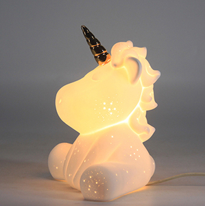 Lámparas de escritorio de <span class=keywords><strong>unicornio</strong></span> OEM de fábrica, diseño único, decoración de dormitorio para niños, lámparas de luz nocturna artesanales con forma de dibujos animados bonitos - Product Image 5