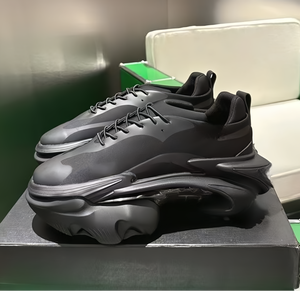 Nouvelles chaussures décontractées tendance - couleur unie, semelle épaisse, rehaussantes, antidérapantes, chaussures de marche en plein air au design luxueux - Product Image 1