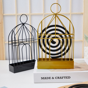 Soporte para espirales antimosquitos tipo jaula de pájaros, de metal dorado y negro, quemador de incienso y recolector de cenizas de sándalo - Product Image 1
