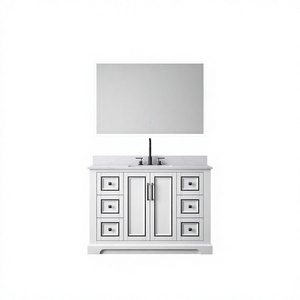 Meuble-lavabo élégant et moderne en bois massif avec comptoir en marbre blanc de Carrare (Italie), charnières à fermeture douce, miroir LED et vasque en céramique - Product Image 1