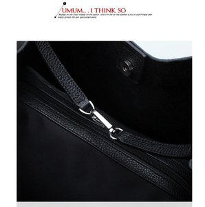 กระเป๋าถือผู้หญิงแฟชั่น PU สีพื้น พรีเมียม ลำลอง พกพาสะดวก จุของได้เยอะ ดีไซน์เรียบง่าย สะพายไหล่เดียว - Product Image 6