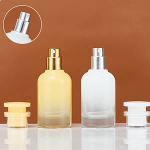 Botella de perfume de cristal de color macarrón recargable de 30ml personalizada botella de spray de fragancia de chica joven botella de aroma de corazón - Product Image 5