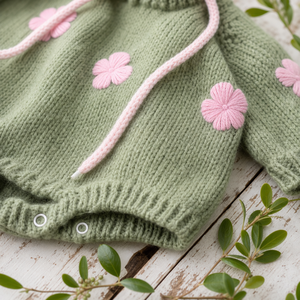 Muñeca <span class=keywords><strong>Reborn</strong></span> de Silicona Completa de 16 Pulgadas, con Ojos Cerrados, Pelele Tejido, Gorro de Duendecillo y Flor, Muñeca Recién Nacida para Juego de Imitación - Product Image 4