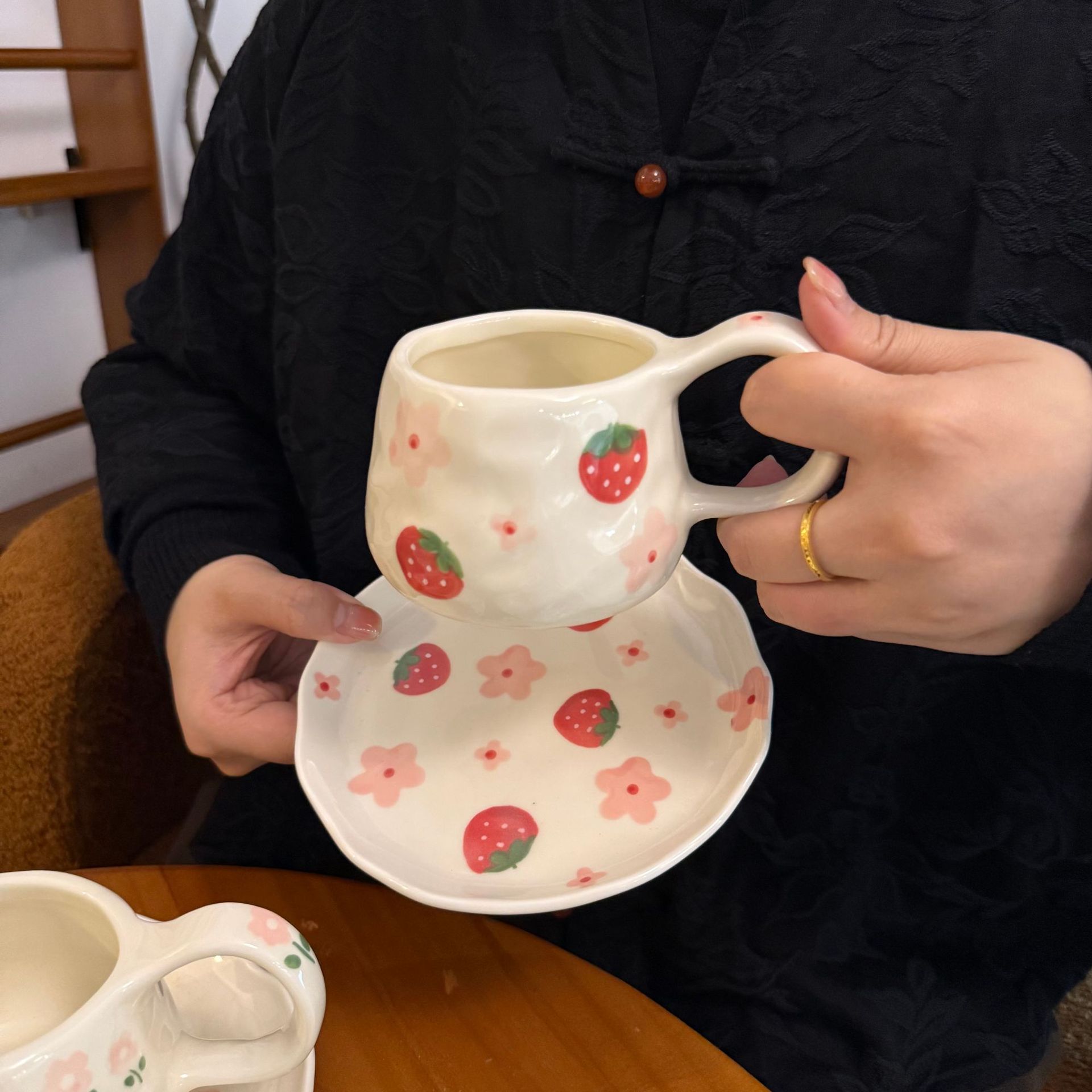 Tazza di fragola bianca 250ml piatto 16cm