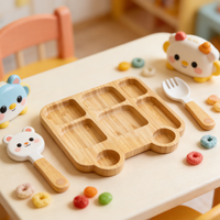 Assiette de service en bambou écologique en forme de bus avec logo personnalisé Natural House pour enfants, bébés et tout-petits