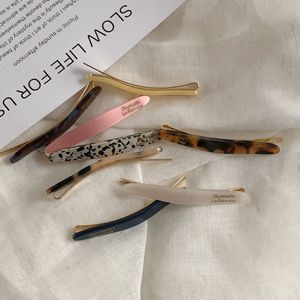 Pinzas para el <span class=keywords><strong>pelo</strong></span> de acetato estilo coreano con broche a presión, barretas largas grabadas para flequillo y cabello lateral, horquilla diaria - Product Image 3
