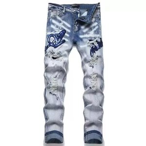 Jean en denim déchiré de créateur pour homme, écologique, respirant, blanc, coupe slim, jambe droite, avec trous déchirés peints à la main - Product Image 4