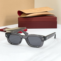 Lunettes de soleil carrées rétro tendance avec verres polarisés UV400, monture rectangulaire populaire pour femmes et hommes, idéales pour les voyages et les vacances