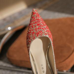 Chaussures à talons hauts pour femmes, style élégant et coordonné, parfaites pour les événements formels et les mariages, intemporelles et jamais démodées - Product Image 4