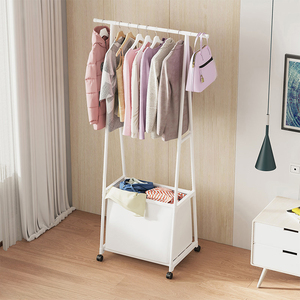 Perchero Triangular Metálico Verificado para Niños con Cesto para Ropa Sucia - Precio Mayorista - Product Image 4