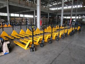 Fournisseur vietnamien de haute qualité 2000 2.5 tonnes Transpalette à main de couleur personnalisée - Product Image 5