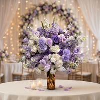 Boule de fleurs blanche et violette de grande taille de haute qualité H-990 pour la décoration des centres de table de mariage