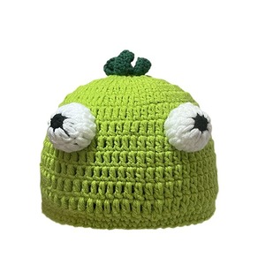 Lindo y Moderno Gorro de Punto Verde con Personaje de Dibujos Animados, Divertido y Creativo, Regalos de Invierno para Niñas - Product Image 1